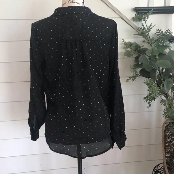NWT Elle black pin dot scallop trim blouse, small - Picture 4 of 7